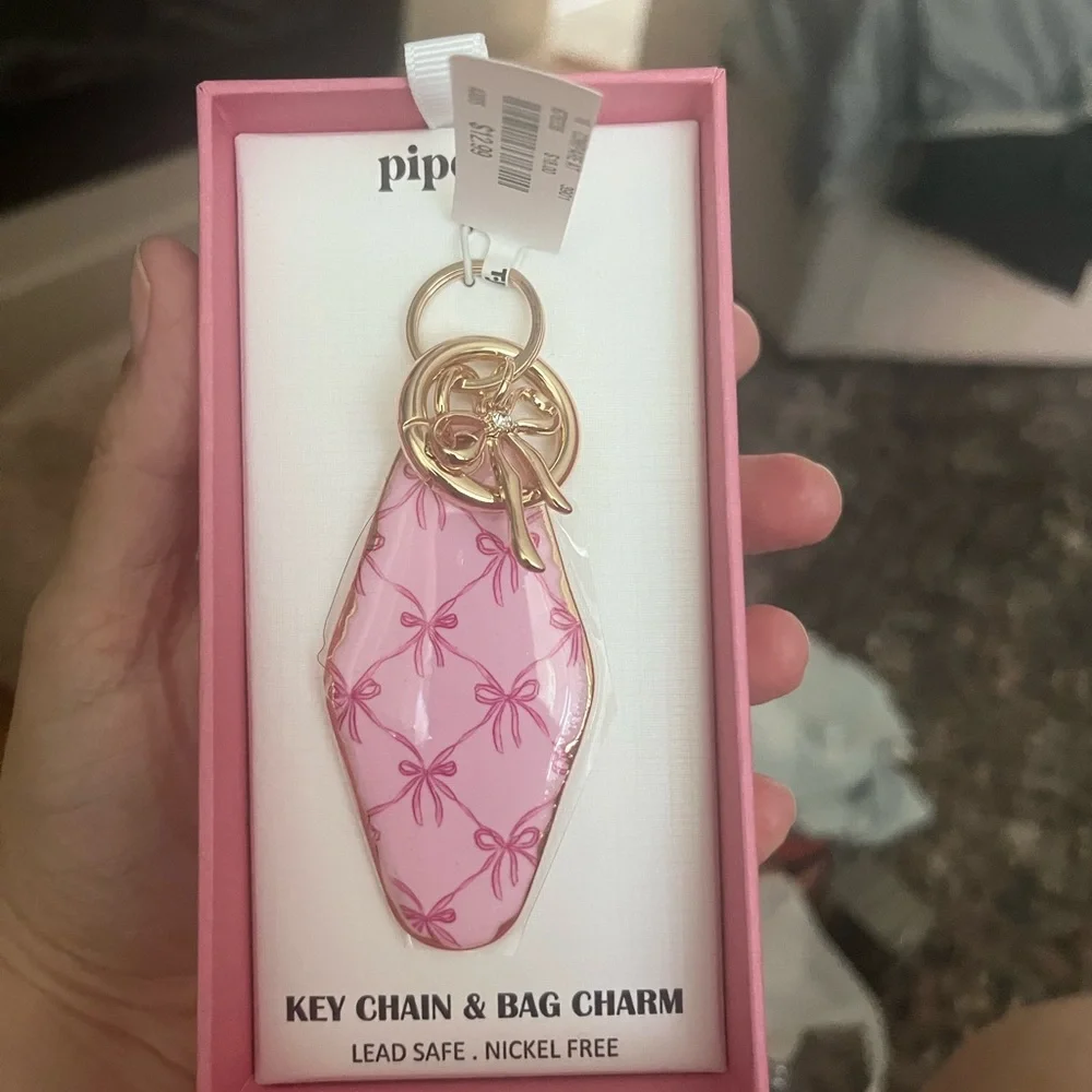 Pink and Gold Star Pattern Key & Card Holder - Picture 1 of 1